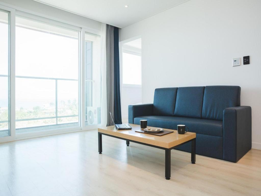 Sallys Jeju Hotel Dış mekan fotoğraf